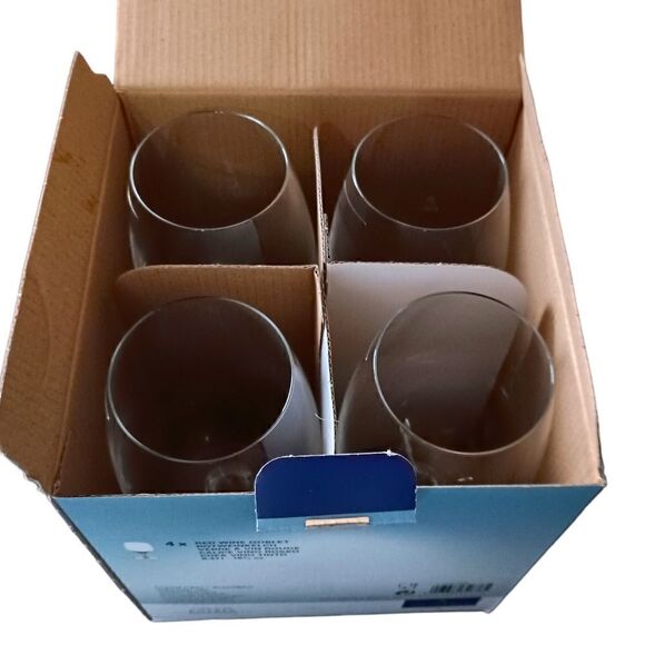 4 Villeroy & Boch Red Wine Glasses NEW Goblets Collection Entree Crystal Clear. - Picture 5 of 13